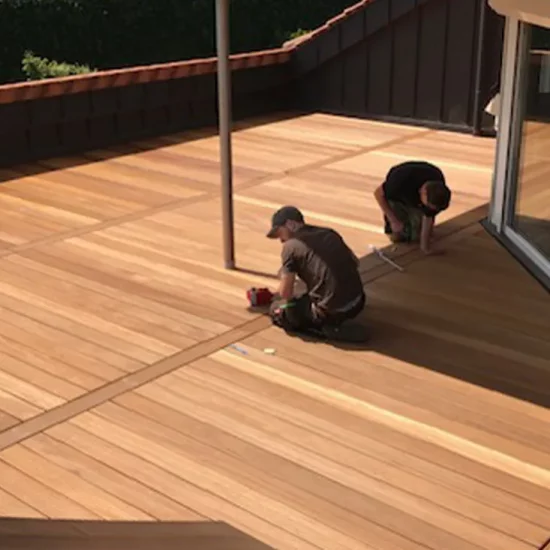 Verlegung einer Holzterrasse